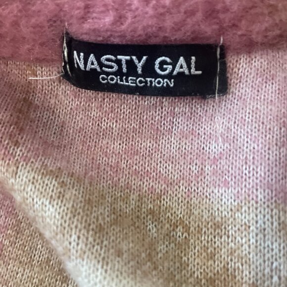 Nasty Gal Wool Blend Shacket (Italy) - Picture 4 of 4